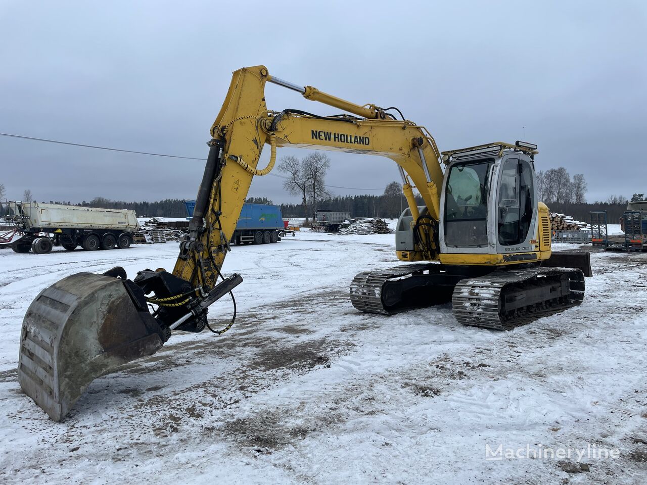 트랙형 굴착기 New Holland E135 SR